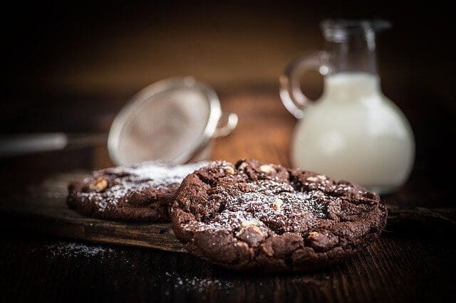 Keto Chocolate Chip Cookies