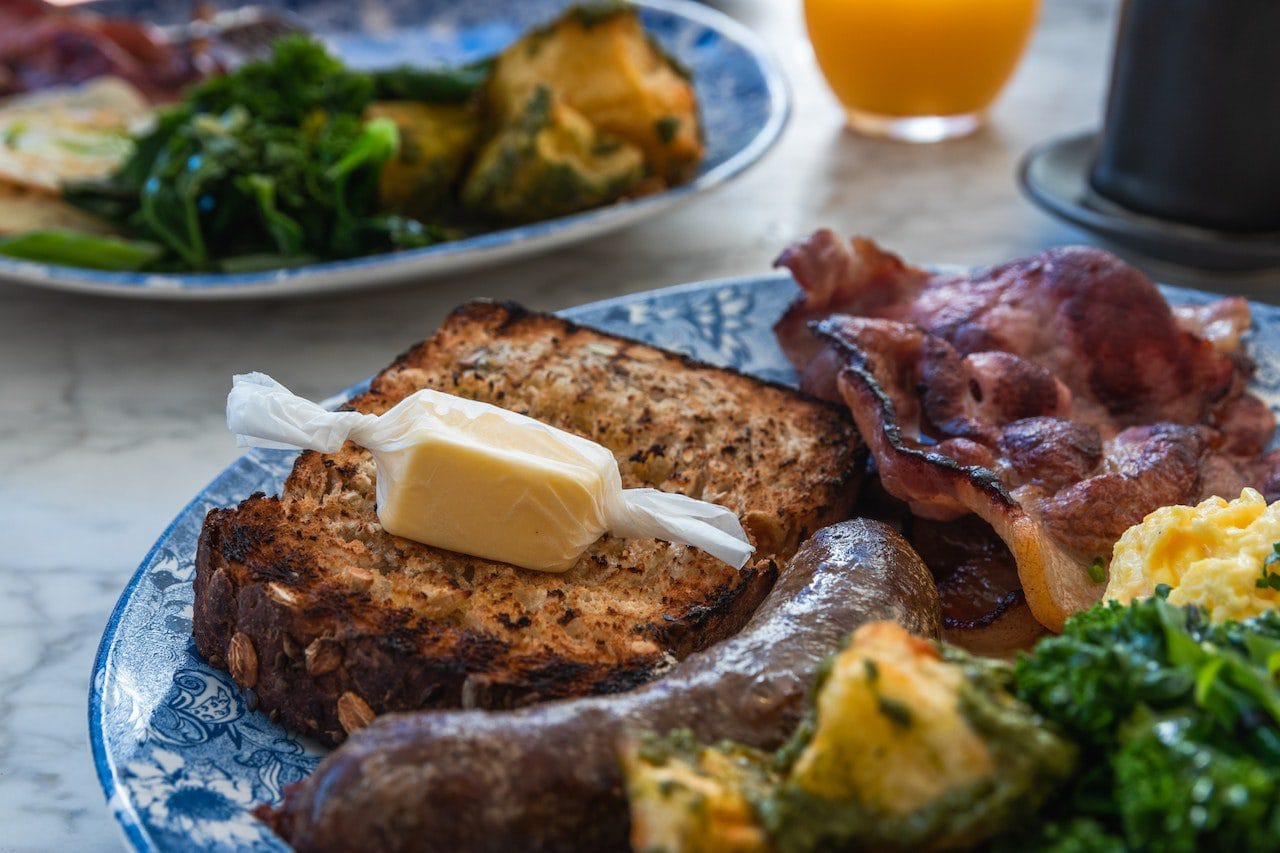 Keto on a Budget: Tips, Meal plan, and Foods to Eat
