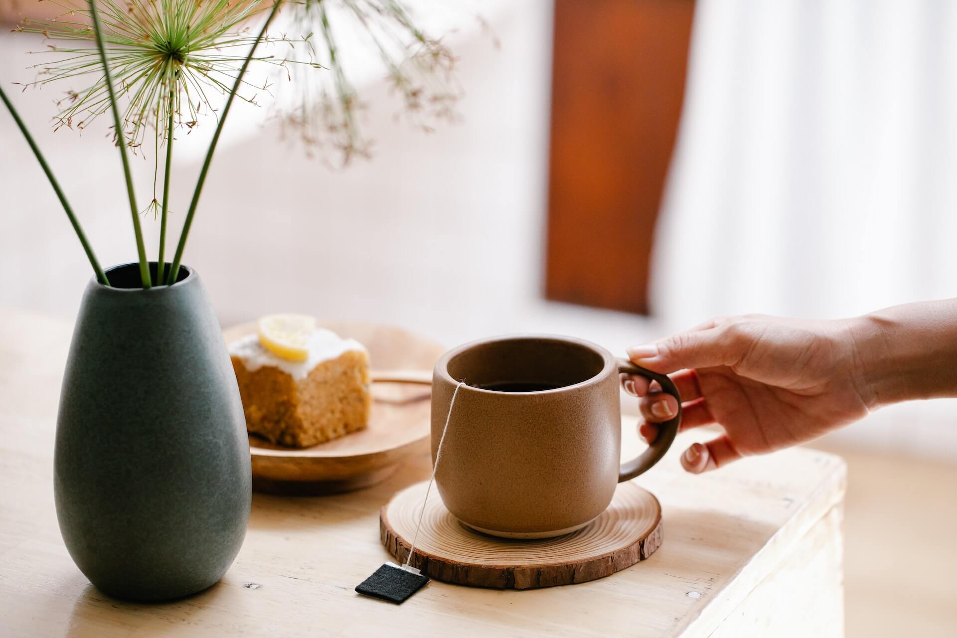 L-Theanine: What It Is, and What You Should Know About This Natural Nootropic