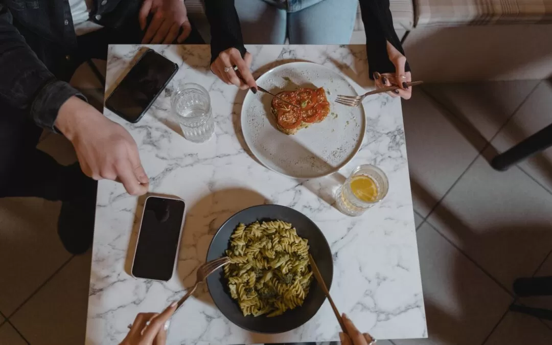 Do You Need Carbs to Thrive? Here’s What a Dietitian Has to Say