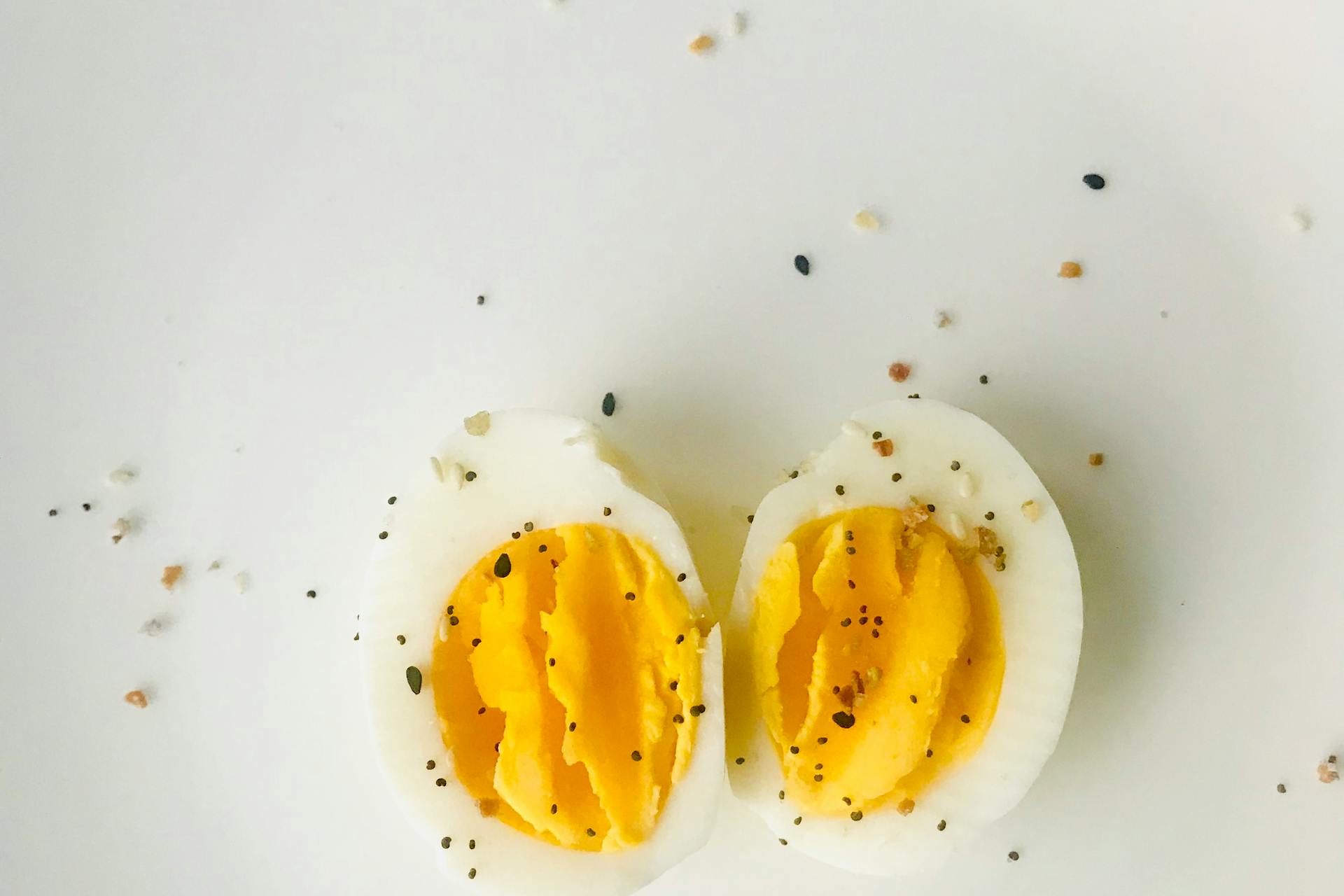 Eggs 