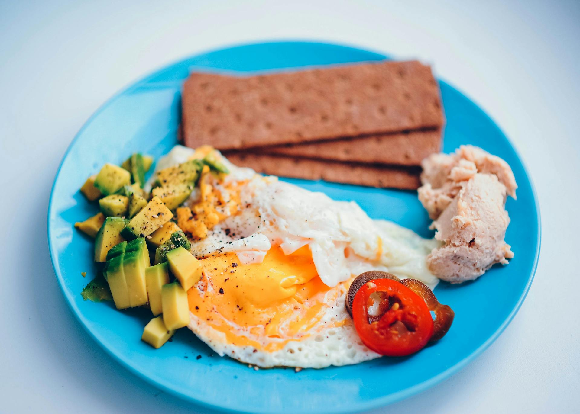 How to Start a Low Carb Diet: A Beginner’s Step-by-Step Guide to Weight Loss