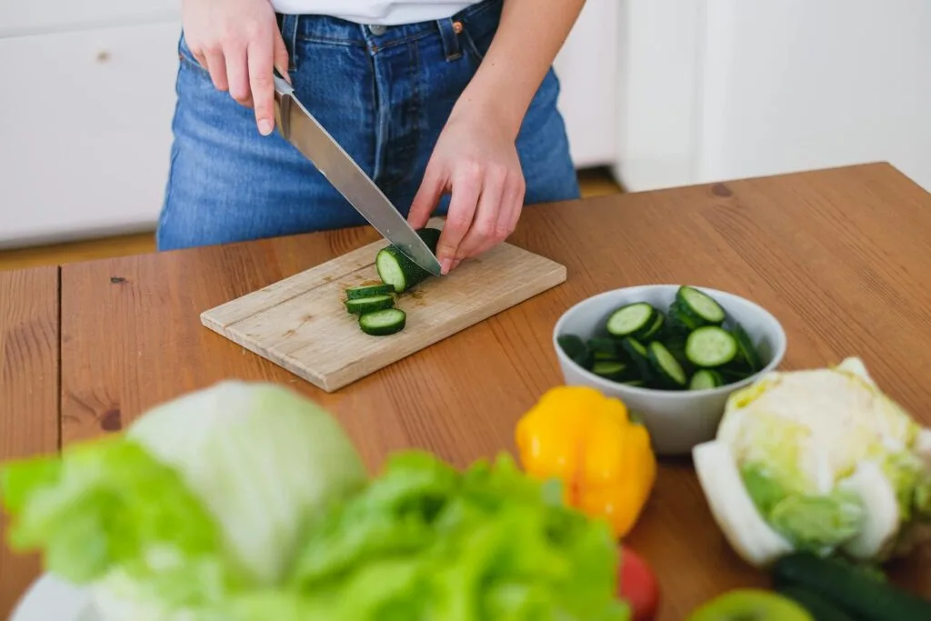 Cucumber Slices with Hummus