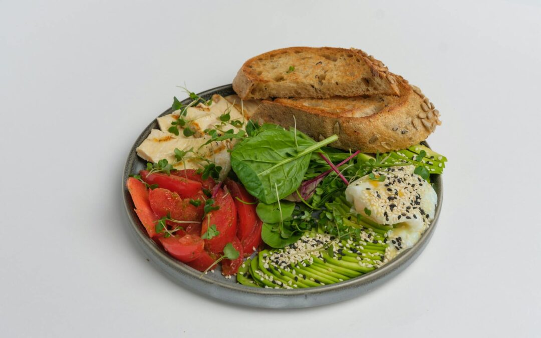 Beyond Calories: ScienceDaily Finds Low-Carb Improves Metabolic Markers Independently