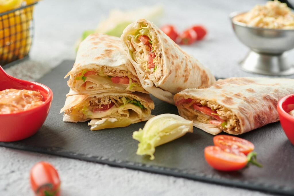 quick low-carb lunch ideas for work — shawarma chicken cauli tabbouleh