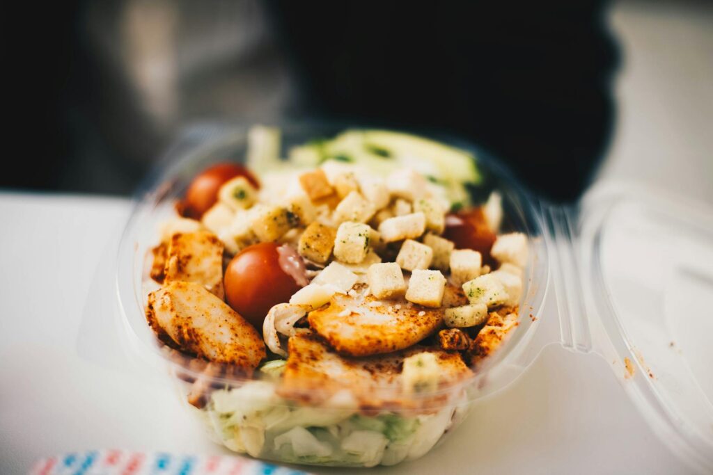 low-carb office lunch recipes — chicken lettuce cups