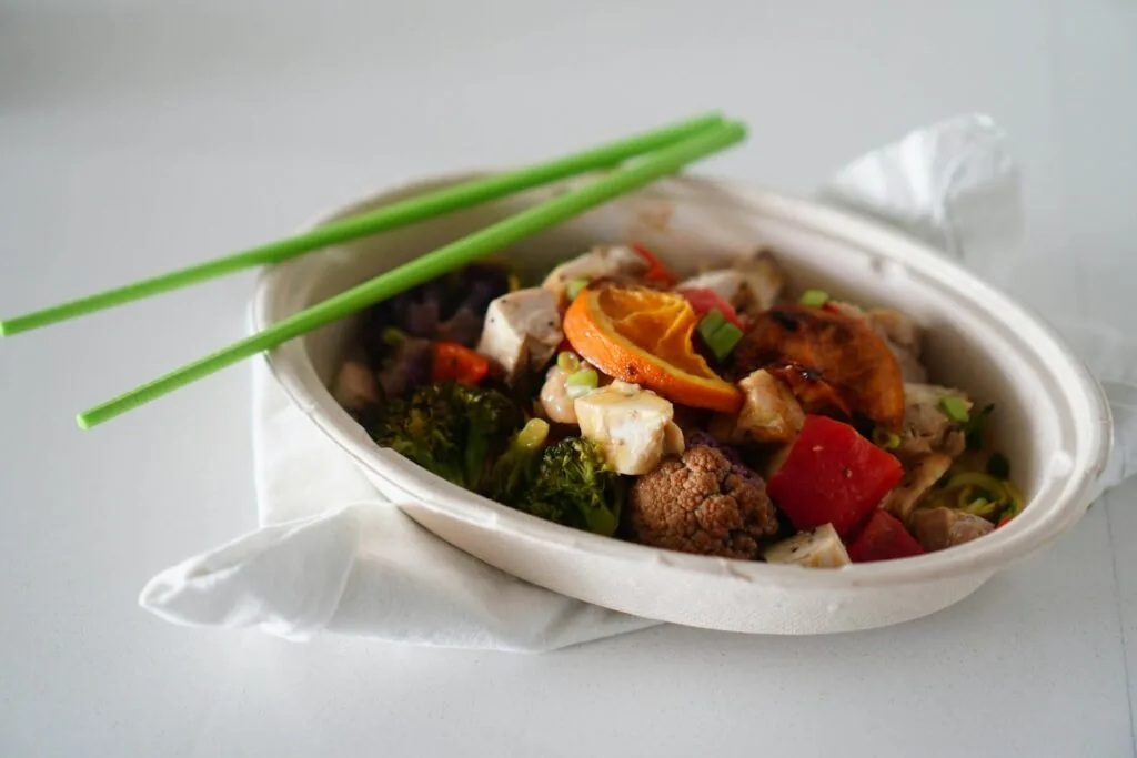 easy low-carb lunches for meal prep — tofu broccoli stir fry