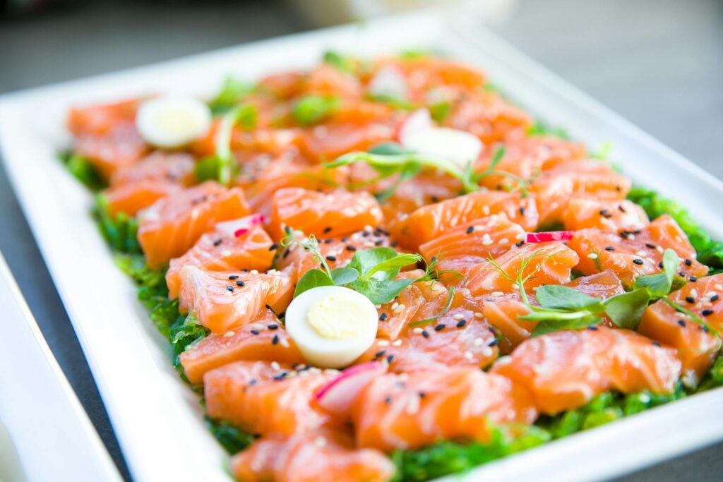 15-minute low-carb lunches — smoked salmon keto wrap