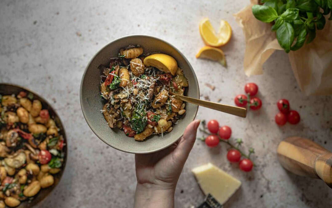 15 Filling Low-Carb Lunch Salads — Protein-Packed & Keto