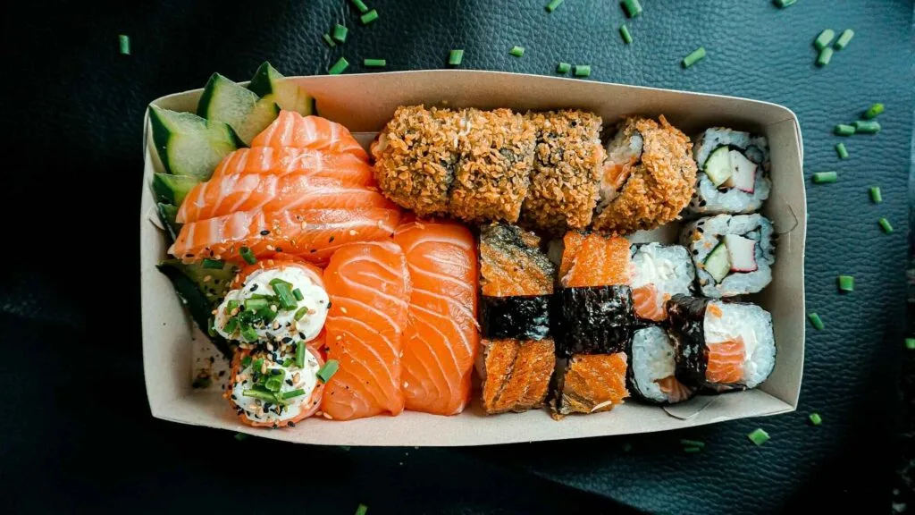 quick low-carb lunch ideas for work — Asian salmon snack box
