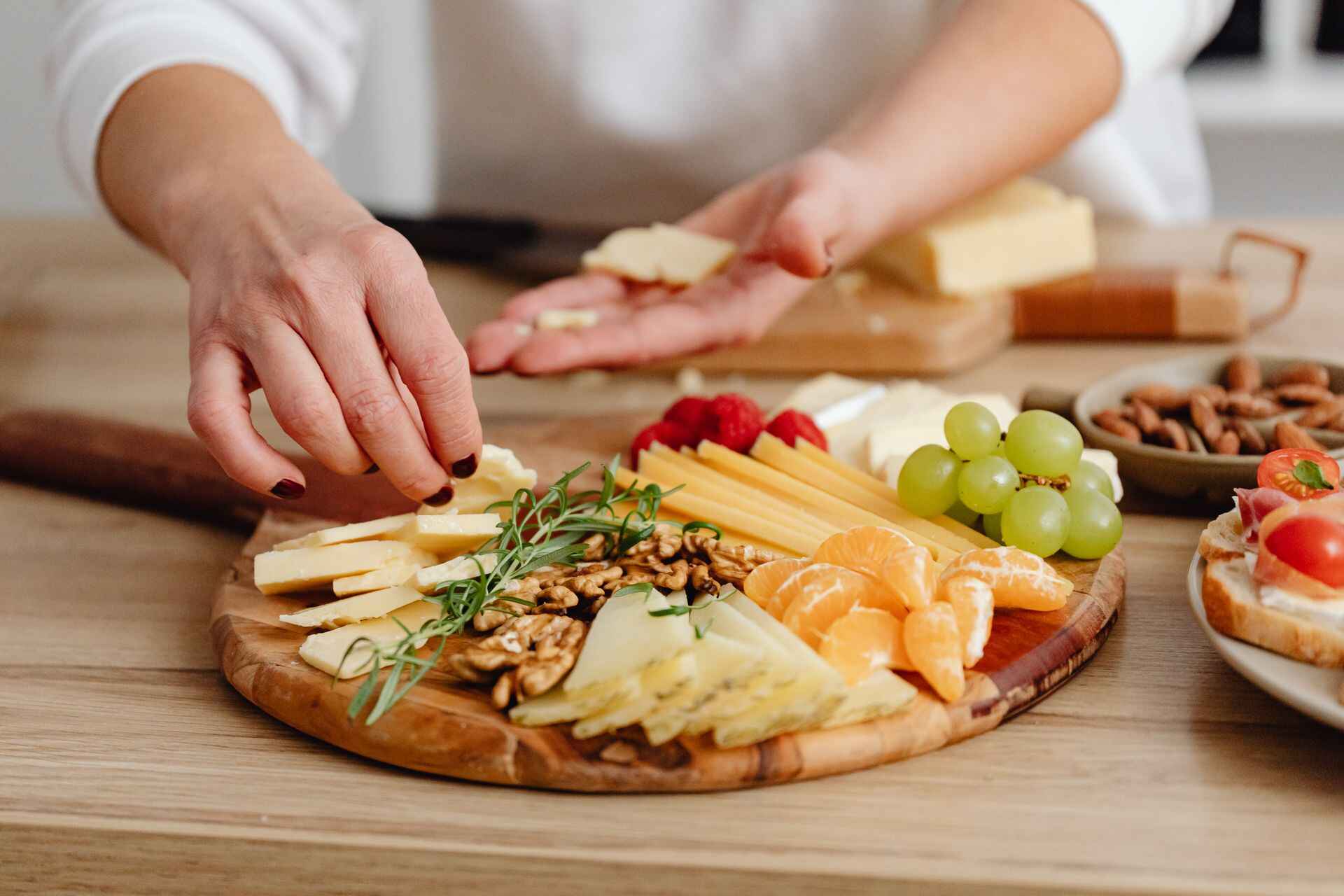 Top 12 Keto Snacks That Satisfy Without the Carbs