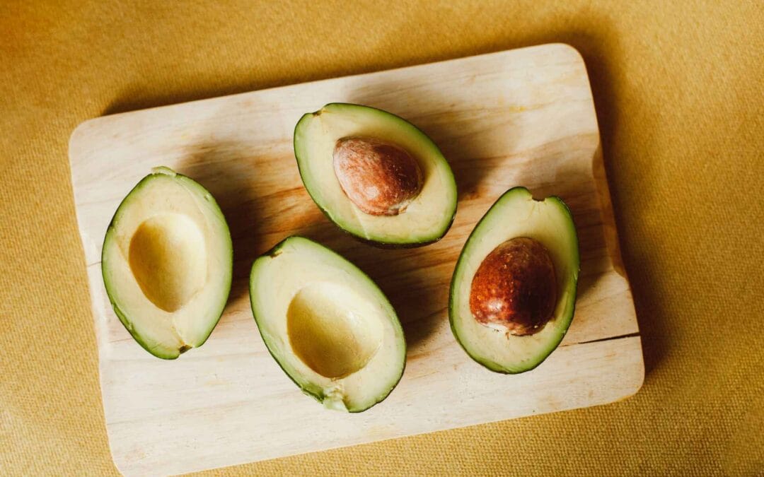 Beginner’s Guide to Low Carb Diet: Foods, Benefits & Tips