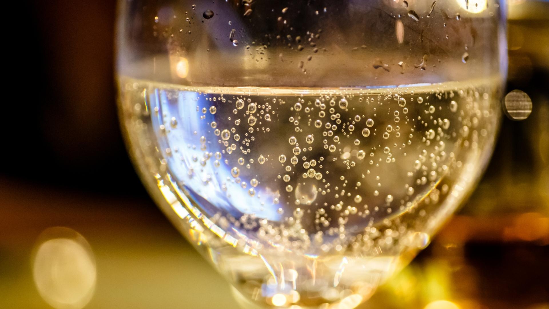 Plain Sparkling Water